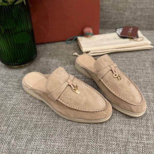 men baotou slippers cashmere leather latex sole luxury designer brand shoes with box dust bag are size38-45, Black
men baotou slippers cashmere leather latex sole luxury designer brand shoes with box dust bag are size38-45, Black