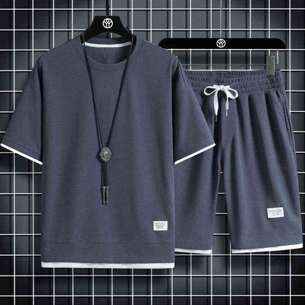 casual sportswear is fashionable and versatile men's waffle short sleeve t-shirt shorts suit fashion brand fake two-piece half pants sp, Gray
casual sportswear is fashionable and versatile men's waffle short sleeve t-shirt shorts suit fashion brand fake two-piece half pants sp, Gray