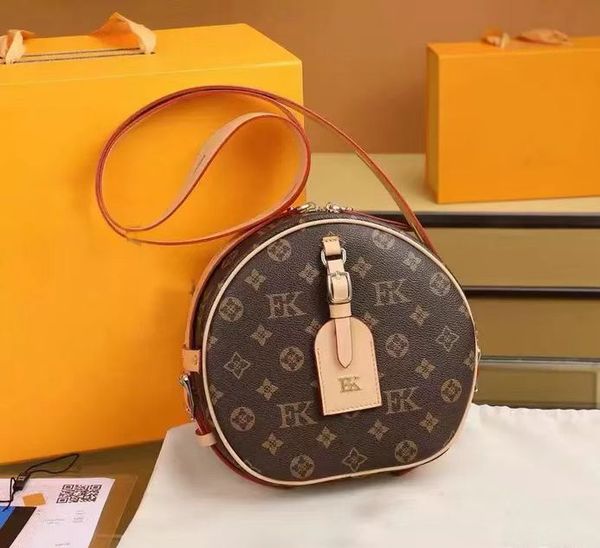 school bags women luxurys designers bag round crossbody purse messenger bao handbags flowers shoulder leather lvs bags backpack style #5188
school bags women luxurys designers bag round crossbody purse messenger bao handbags flowers shoulder leather lvs bags backpack style #5188