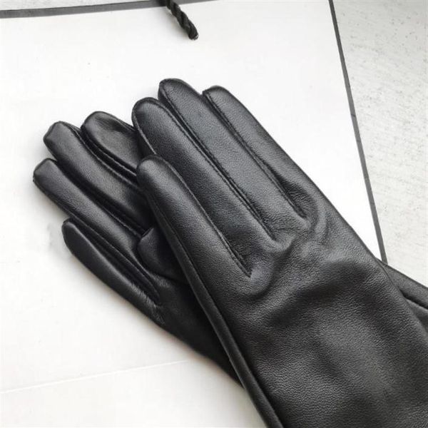 fashion- women' gloves genuine leather winter warm fluff woman soft female fur lining high-quality mittens176u, Blue;gray
fashion- women' gloves genuine leather winter warm fluff woman soft female fur lining high-quality mittens176u, Blue;gray