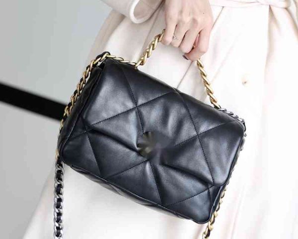 other bags 26cm black gold buckle as1160 8 colors luxury brand design woman's letter quilted shoulder chain cc bag lambskin handbag mes, Black;red
other bags 26cm black gold buckle as1160 8 colors luxury brand design woman's letter quilted shoulder chain cc bag lambskin handbag mes, Black;red