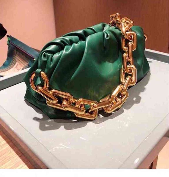 2020 new women leather handbag thick metal chain cloud dumplings clutch bag female shoulde bags g220422
2020 new women leather handbag thick metal chain cloud dumplings clutch bag female shoulde bags g220422
