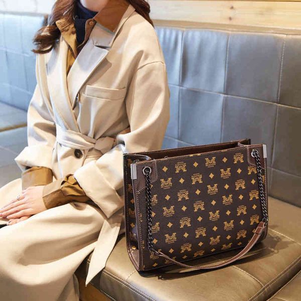 designer handbags 2022 new women's bag fashion net red large capacity tote versatile one shoulder messenger tide armpit bag guangzhou
designer handbags 2022 new women's bag fashion net red large capacity tote versatile one shoulder messenger tide armpit bag guangzhou