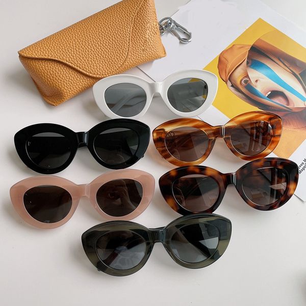 selling designer sunglasses for women mens woman sunglasses for men large cat eye uv400 protection heavy process retro frame come with case, White;black
selling designer sunglasses for women mens woman sunglasses for men large cat eye uv400 protection heavy process retro frame come with case, White;black