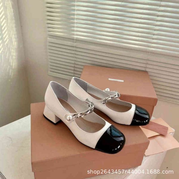 dress shoes women's line with pearl thick heel leather color matching single shoes, Black
dress shoes women's line with pearl thick heel leather color matching single shoes, Black