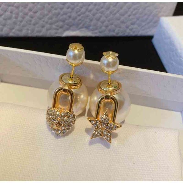 earrings pearl new brass anti allergy silver needle earrings exclusive design jewel, Golden
earrings pearl new brass anti allergy silver needle earrings exclusive design jewel, Golden