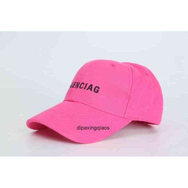 balencaigass ball caps ball paris b letter printed paris classic embroidered letter contrast duck tongue bat sun trend piece, Blue;gray 
balencaigass ball caps ball paris b letter printed paris classic embroidered letter contrast duck tongue bat sun trend piece, Blue;gray