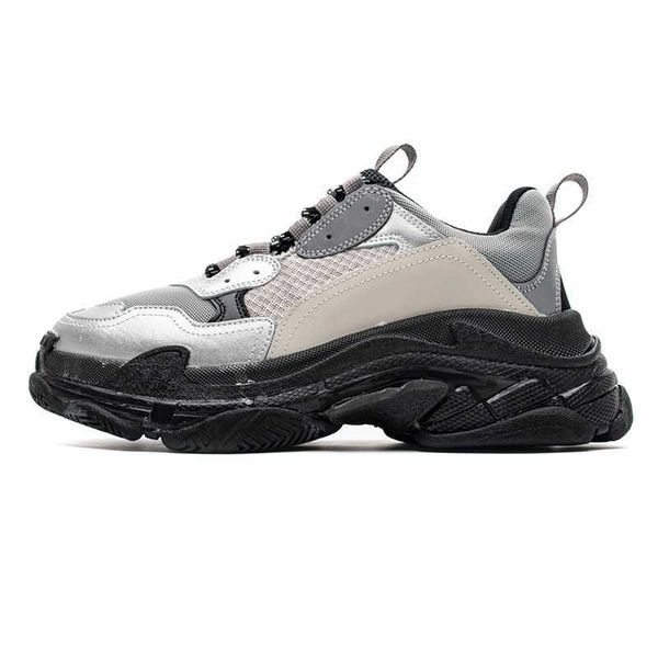 women men triple s shoe dad casual shoes crystal bottom paris 17fw leisure sneakers for vintage old grandpa trainer chaussures size 35-45, Black
women men triple s shoe dad casual shoes crystal bottom paris 17fw leisure sneakers for vintage old grandpa trainer chaussures size 35-45, Black