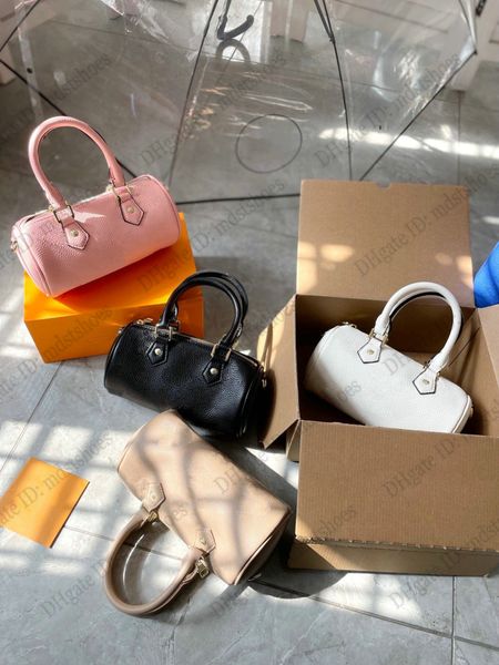 speedy 20 shoulder bag papillon bb bicolour monograms empreinte leather handbags oversized embossed with removable jacquard strap round coin
speedy 20 shoulder bag papillon bb bicolour monograms empreinte leather handbags oversized embossed with removable jacquard strap round coin