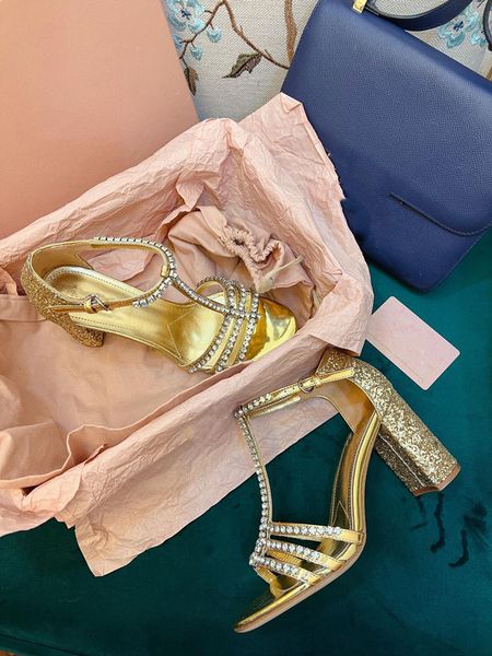 2022 summer new sandals sequin rhinestone high heels chunky heel strap sandals, Black
2022 summer new sandals sequin rhinestone high heels chunky heel strap sandals, Black