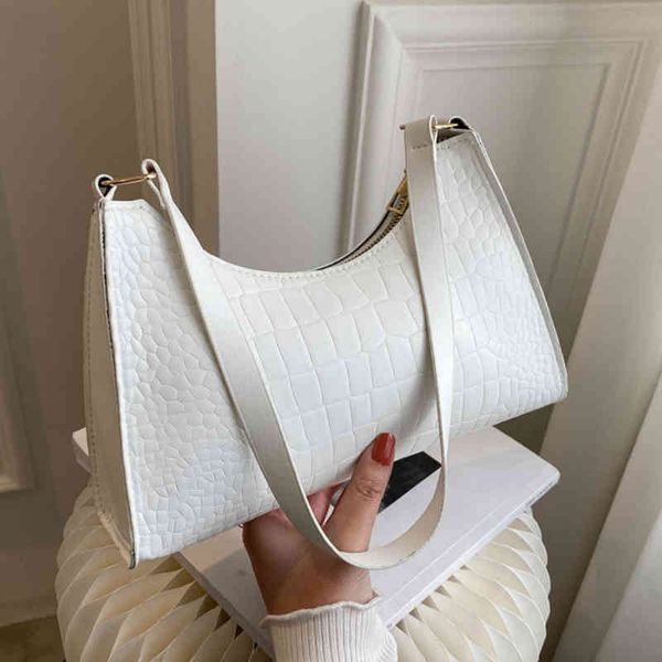 the new designer handbags popular pattern women's bag 2022 trend pu leather shoulder bags fashion texture zipper for women luxury
the new designer handbags popular pattern women's bag 2022 trend pu leather shoulder bags fashion texture zipper for women luxury