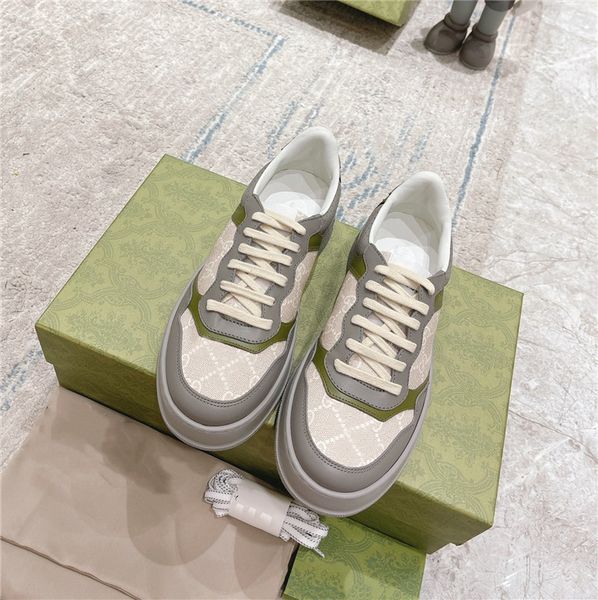 men and women with small white shoes low-leisure sneaker daily travel fashion shoe thick soled running shoes size 35-45, Black
men and women with small white shoes low-leisure sneaker daily travel fashion shoe thick soled running shoes size 35-45, Black