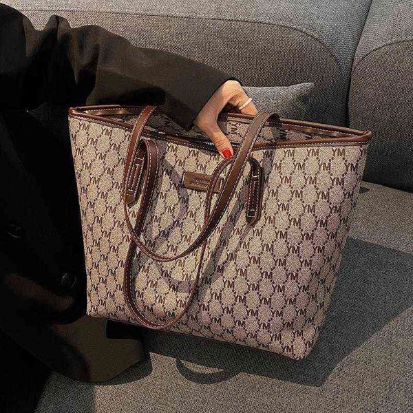 factory online export designer brand bags large capacity women's new style versatile shoulder autumn and texture tote
factory online export designer brand bags large capacity women's new style versatile shoulder autumn and texture tote