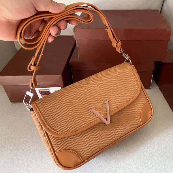 luxurys designer bags handbags women letter shoulder bag crossbody bags fashion ladies messenger wallet wholesale
luxurys designer bags handbags women letter shoulder bag crossbody bags fashion ladies messenger wallet wholesale