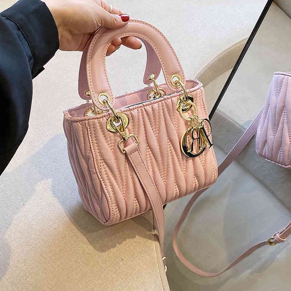 popular bag women's 2022 summer new fashion msenger high handbag all-match single shoulder messenger female bags
popular bag women's 2022 summer new fashion msenger high handbag all-match single shoulder messenger female bags