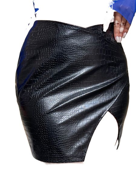 crocodile pattern split hem pu leather skirt p0au#, Black 
crocodile pattern split hem pu leather skirt p0au#, Black