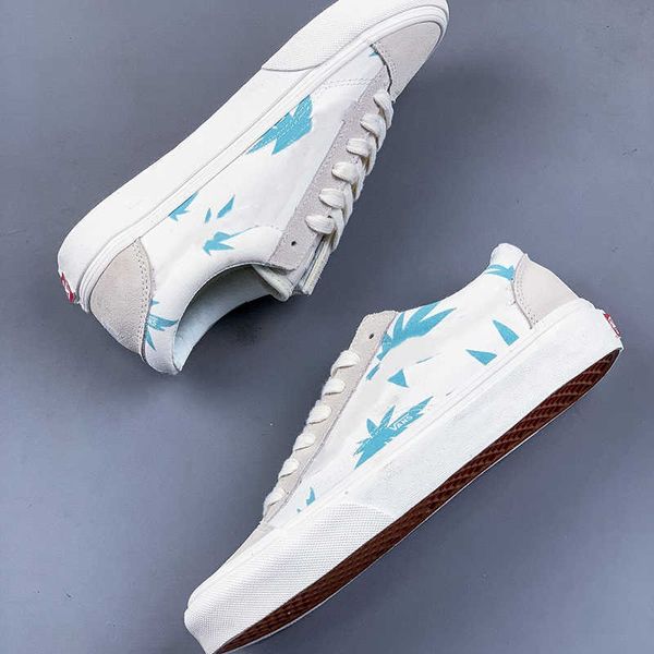 shoe grid sneakers classic style lovers sneakers ventilation comfortable leisure time low gang skateboard shoes
shoe grid sneakers classic style lovers sneakers ventilation comfortable leisure time low gang skateboard shoes