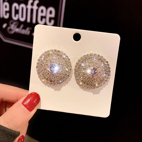925 silver needle fine zircon-embedded earrings womens exaggerated personalized super flash stud earrings luxury elegant online influencer f, Golden
925 silver needle fine zircon-embedded earrings womens exaggerated personalized super flash stud earrings luxury elegant online influencer f, Golden