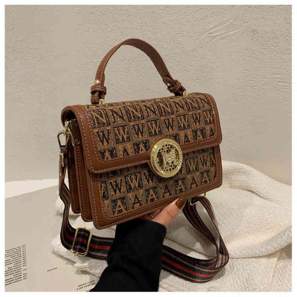 female shoulder simple small women's tote new fashion leather luxury handbags versatile ladies bags large-capacity
female shoulder simple small women's tote new fashion leather luxury handbags versatile ladies bags large-capacity