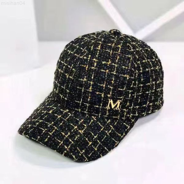 2022 brand fashion luxury adjustable baseball cap women autumn plaid caps winter outdoor thick warm plush hat for women y220716, Blue;gray
2022 brand fashion luxury adjustable baseball cap women autumn plaid caps winter outdoor thick warm plush hat for women y220716, Blue;gray
