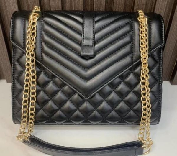 famous designer shoulder bag pu leather fashion gold chain messenger pure color female women handbag crossbody bag
famous designer shoulder bag pu leather fashion gold chain messenger pure color female women handbag crossbody bag