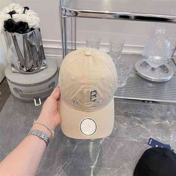 2022 new men's and women's baseball caps french paris classic embroidered letters casual hats outdoor couple sun s05, Blue;gray
2022 new men's and women's baseball caps french paris classic embroidered letters casual hats outdoor couple sun s05, Blue;gray