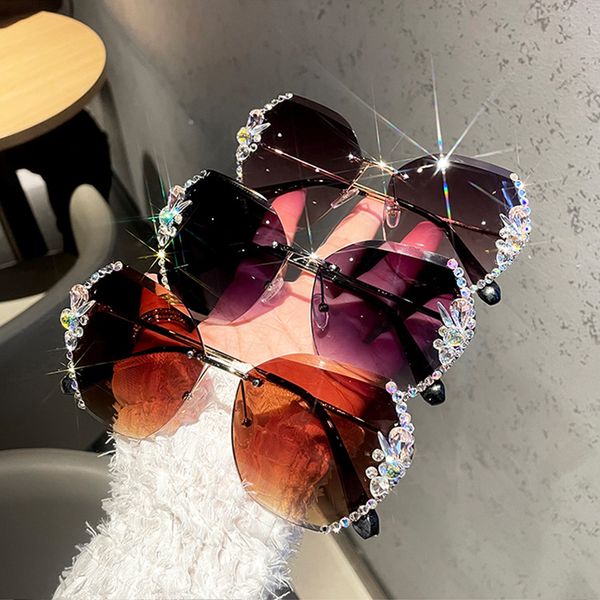 diamond sunglasses women uv400 vintage sun glasses rimless rhinestone retro brand sunglass 8 colors, White;black
diamond sunglasses women uv400 vintage sun glasses rimless rhinestone retro brand sunglass 8 colors, White;black