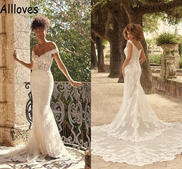 off the shoulder mermaid wedding gowns vintage lace appliqued v neck court train bridal dresses plus size bride boho trumpet vestidos de nov, White
off the shoulder mermaid wedding gowns vintage lace appliqued v neck court train bridal dresses plus size bride boho trumpet vestidos de nov, White