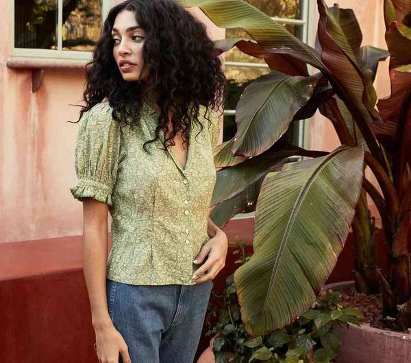 women's polos doen spring and summer french pastoral v-neck printed bubble sleeve short shirt top, White
women's polos doen spring and summer french pastoral v-neck printed bubble sleeve short shirt top, White