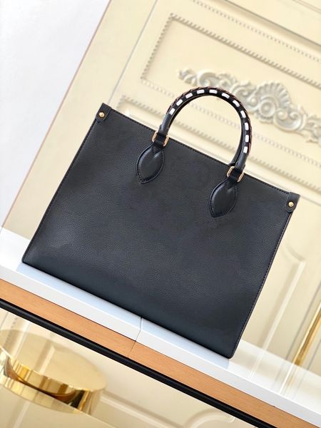 fashion luxurys designers bags women shopping handbags wild at heart leopard printed mommy onthego tote monograms embossing
fashion luxurys designers bags women shopping handbags wild at heart leopard printed mommy onthego tote monograms embossing