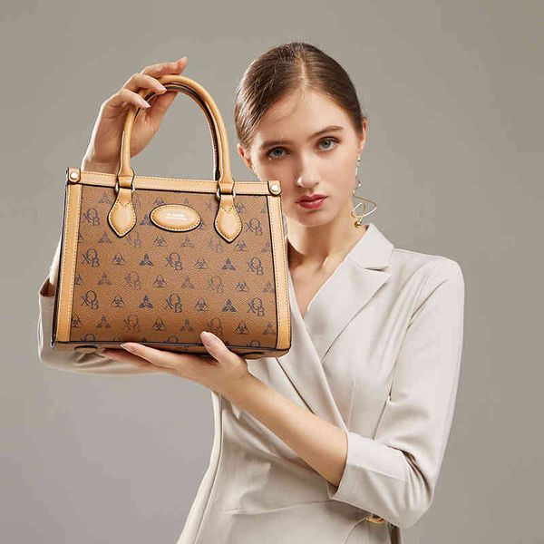 handbag 2022 new summer women's large capacity tote bag2022 trendy fashion design ladies sachet
handbag 2022 new summer women's large capacity tote bag2022 trendy fashion design ladies sachet