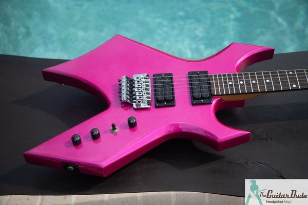 classic 1990's b.c. rich warlock - refinished in rts "certified gangster" - mij electric guitar
classic 1990's b.c. rich warlock - refinished in rts "certified gangster" - mij electric guitar