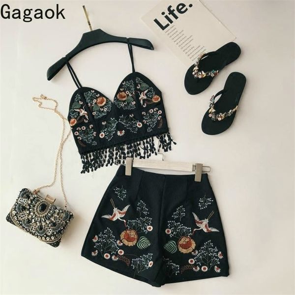 gagaok women indie folk two piece set summer v-neck embroidery sleeveless short slim wild female fashion sets 210302, White
gagaok women indie folk two piece set summer v-neck embroidery sleeveless short slim wild female fashion sets 210302, White