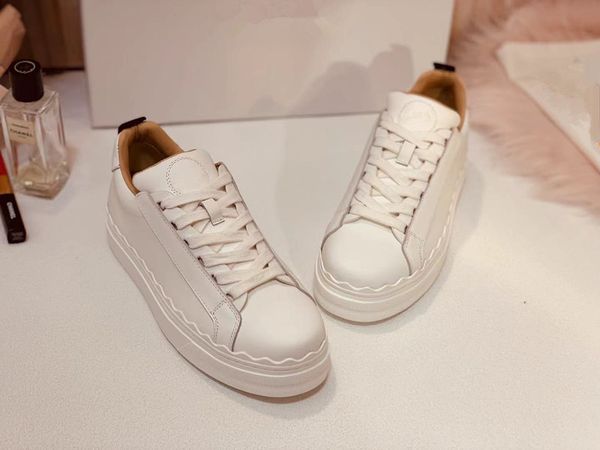 2021 early spring new style petal wavy edge shoes women's fashion lace-up sports shoes casual luxury design for ladies, Black
2021 early spring new style petal wavy edge shoes women's fashion lace-up sports shoes casual luxury design for ladies, Black