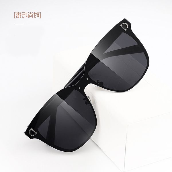 50% discount for factory direct salesnew fashion d-house women's fashion korean online red versatile sunglasses, White;black
50% discount for factory direct salesnew fashion d-house women's fashion korean online red versatile sunglasses, White;black