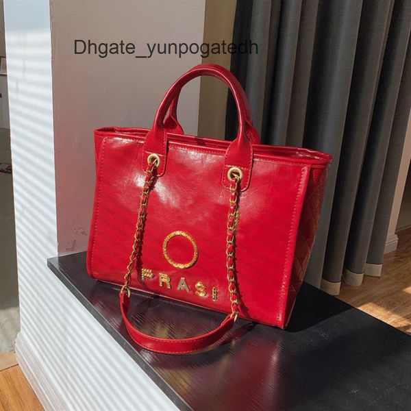 women's luxury brand handbags evening bags ch designer metal badge tote bag small mini fashion beach handbag female capacity large leat, Black;red
women's luxury brand handbags evening bags ch designer metal badge tote bag small mini fashion beach handbag female capacity large leat, Black;red
