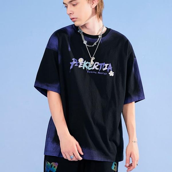 2022 summer new mens t-shirts fashion little devil print pattern round neck cotton quick-drying breathable short-sleeved popularcontrast col, White;black
2022 summer new mens t-shirts fashion little devil print pattern round neck cotton quick-drying breathable short-sleeved popularcontrast col, White;black