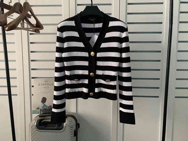 women's sweaters autumn and winter balman gold button cotton loose pullover long sleeved sweater cardigan net red lovers m29y, White;black
women's sweaters autumn and winter balman gold button cotton loose pullover long sleeved sweater cardigan net red lovers m29y, White;black