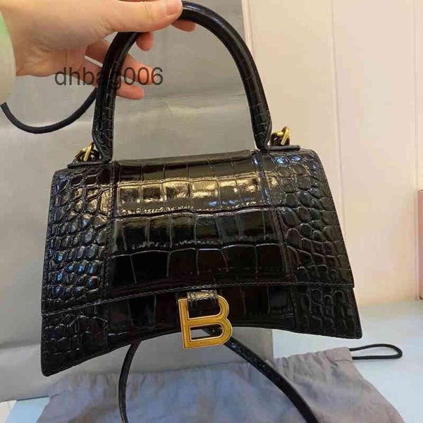 balenciga bag buckle 2022 designer s fashion trend b home letter crocodile hourglass mini cowhide one shoulder messenger
balenciga bag buckle 2022 designer s fashion trend b home letter crocodile hourglass mini cowhide one shoulder messenger