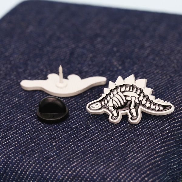 men's suit dinosaur skeleton shaped brooches stegosaurus pterosaur alloy animal collar pin backpack bag jeans clothes badge brooch jewe, Gray
men's suit dinosaur skeleton shaped brooches stegosaurus pterosaur alloy animal collar pin backpack bag jeans clothes badge brooch jewe, Gray