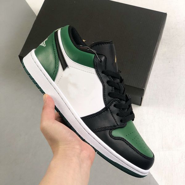 low 1 basketball shoes 1s men women sneakers bred toe cactus mocha fragment chicago lucky green panda team red university blue black fashion
low 1 basketball shoes 1s men women sneakers bred toe cactus mocha fragment chicago lucky green panda team red university blue black fashion