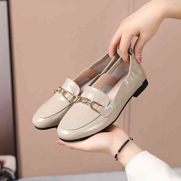 dress shoes british leather shoes women's low heel horse title buckle lefu lacquer cow round head large flat sole single 5ct4, Black
dress shoes british leather shoes women's low heel horse title buckle lefu lacquer cow round head large flat sole single 5ct4, Black