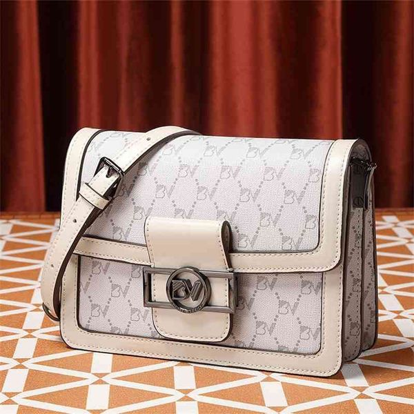 bag spring and summer new commuting organ women's sling one shoulder messenger leather chain bags
bag spring and summer new commuting organ women's sling one shoulder messenger leather chain bags