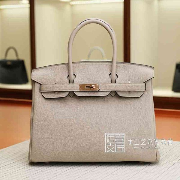 handbag herme birkins togo leather litchi grain cowhide bag bags women's pure manual wax thread sewing skin turtledove grey rose gold b
handbag herme birkins togo leather litchi grain cowhide bag bags women's pure manual wax thread sewing skin turtledove grey rose gold b