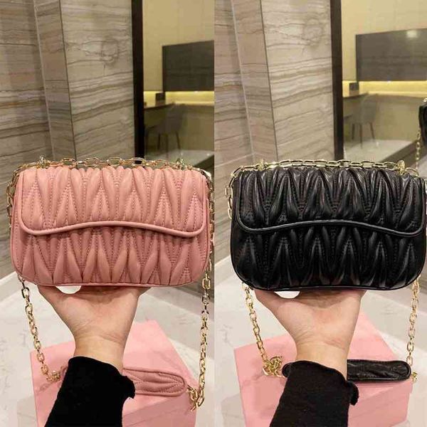 crossbody bags women wallet fashion purse high qulity handbag gold chain pleated leather small and light clutch 211021
crossbody bags women wallet fashion purse high qulity handbag gold chain pleated leather small and light clutch 211021