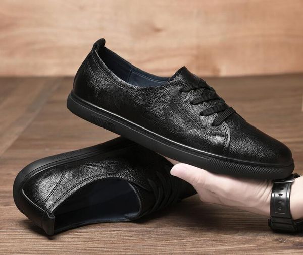 2022 classic low one mens shoes fashion all black high skateboard trainers sneakers size:39-44
2022 classic low one mens shoes fashion all black high skateboard trainers sneakers size:39-44