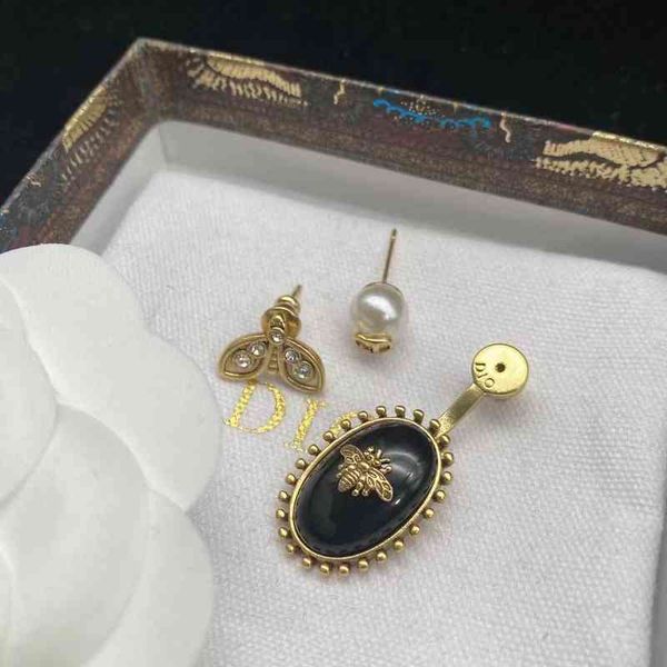 women's fashion personality trend new brand earrings wholesale dijia 2022 diamond studded female d's old versatile high version, Silver
women's fashion personality trend new brand earrings wholesale dijia 2022 diamond studded female d's old versatile high version, Silver