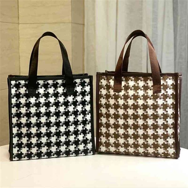 new pattern hand carrying cosmetic bagsignature washing portable large capacity women's mommy work and commute bag bags
new pattern hand carrying cosmetic bagsignature washing portable large capacity women's mommy work and commute bag bags