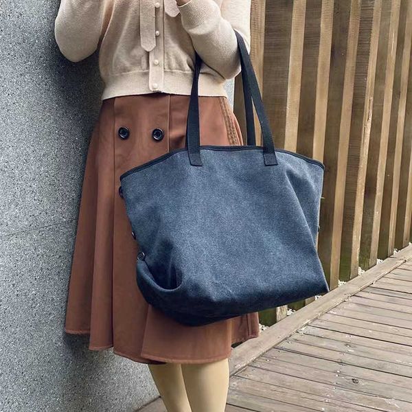 canvas bag women's 2022 new fashion high-capacity handbag leisure solid color japan and south korea fashion versatile tote bag
canvas bag women's 2022 new fashion high-capacity handbag leisure solid color japan and south korea fashion versatile tote bag