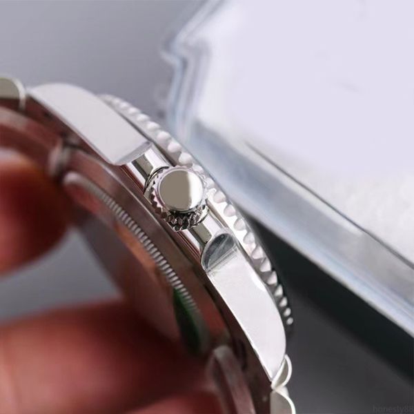 deluxe men's watches 40mm gmt wristwatches automatic mechanical ceramic coke bezel stainless steel strap with folded buckle c246p, Slivery;brown
deluxe men's watches 40mm gmt wristwatches automatic mechanical ceramic coke bezel stainless steel strap with folded buckle c246p, Slivery;brown